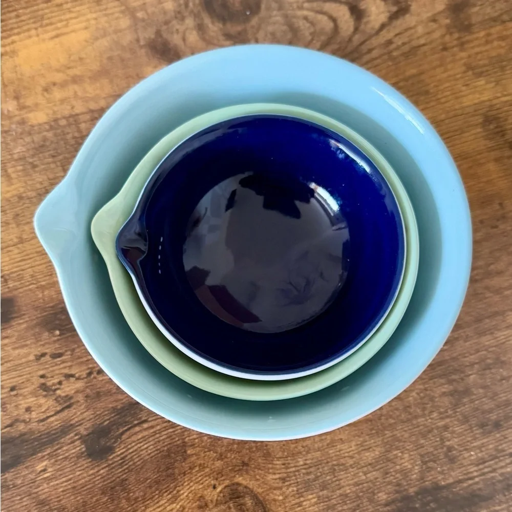 Anthropologie Halden Set of 3 Nesting Stoneware Measuring Cups